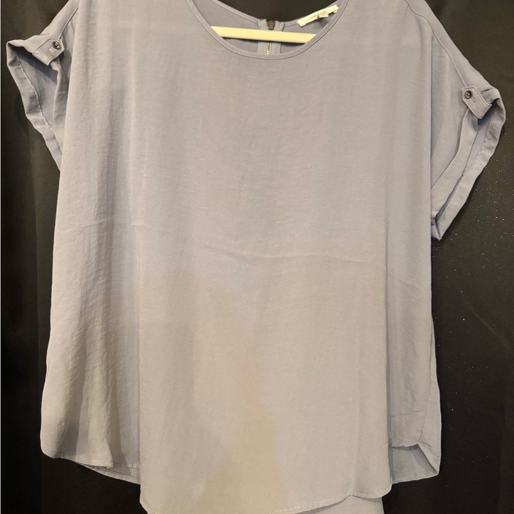 Maurice’s Women's dusty blue Top Size Medium